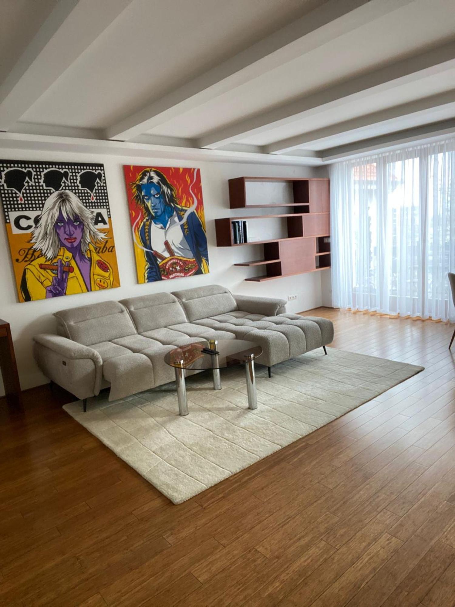 Old Town Apartment Bratislava Bagian luar foto