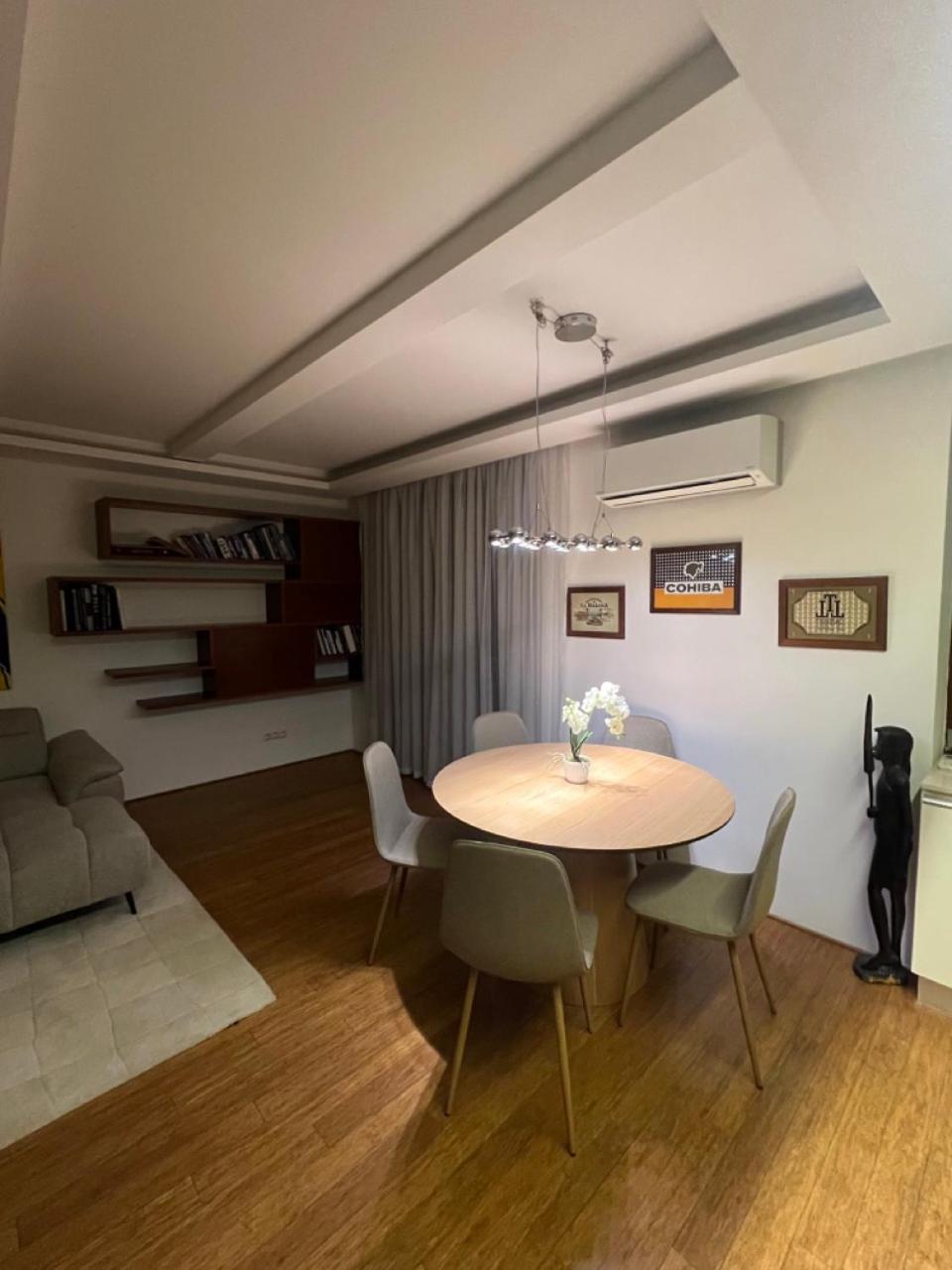 Old Town Apartment Bratislava Bagian luar foto